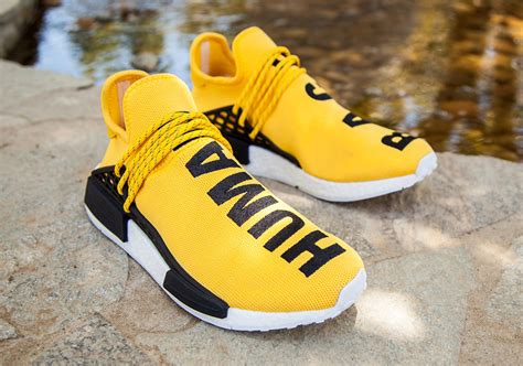 human races shoes.